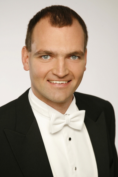 Hier sollte ein Portrait-Foto von Lars Lettner zu sehen sein